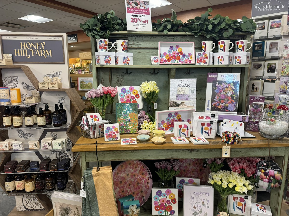 Spring gift store items